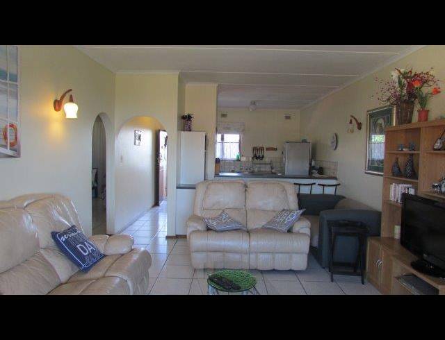 2 BEDROOM APARTMENT FOR SALE IN ST MICHAELS ON SEA